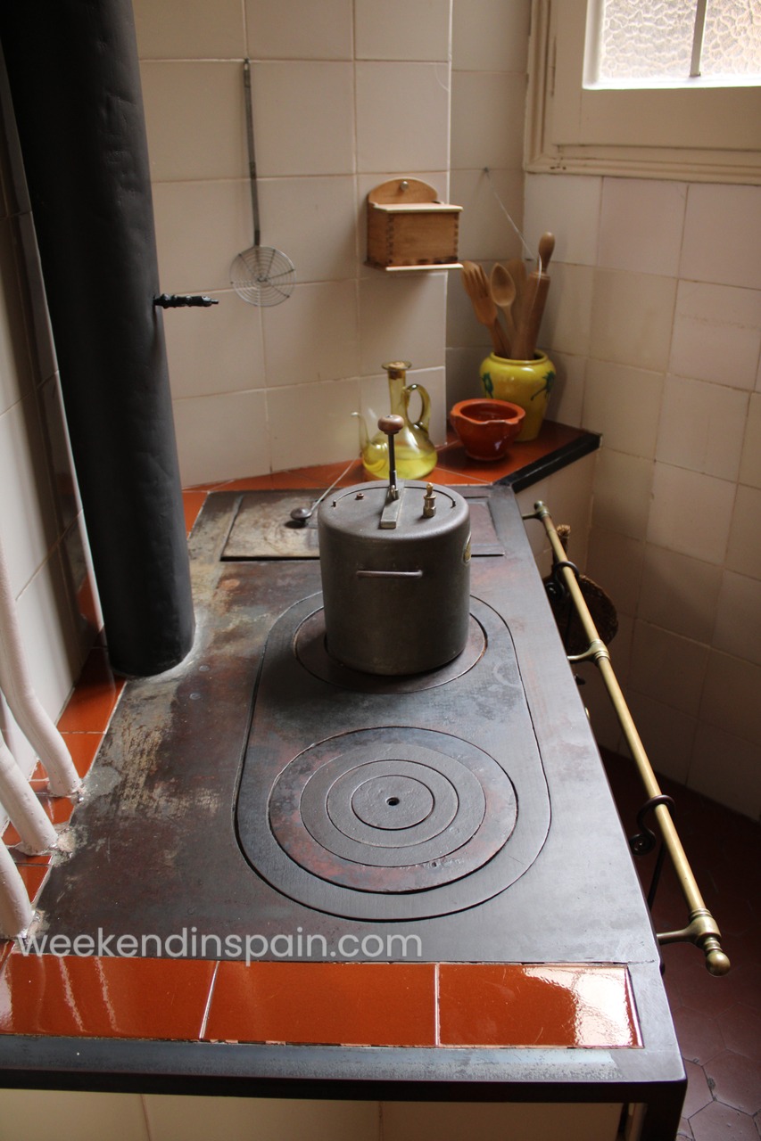 Kitchen - La Pedrera