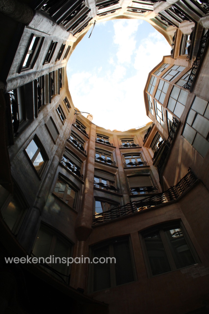 Patio, La Pedrera