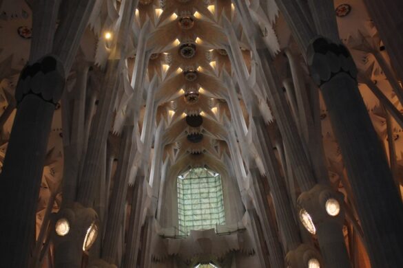 Central Nave, La Sagrada Familia