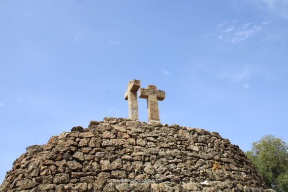 Turo de les tres Creus/Hill of the three Crosses